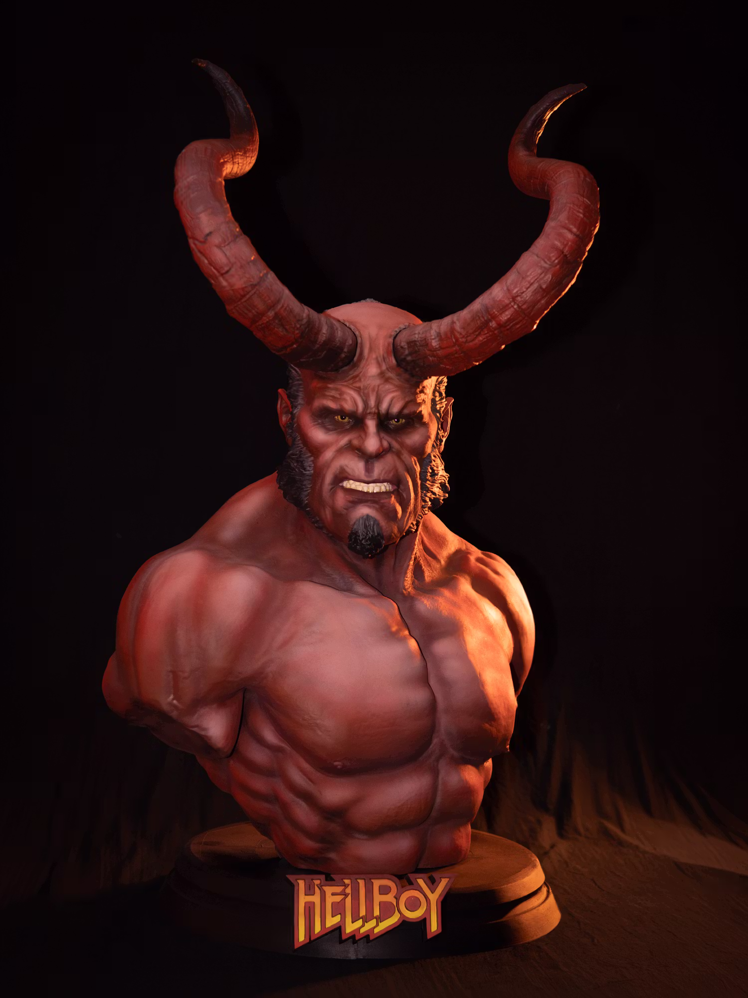 Busto Hellboy – Anung Un Rama