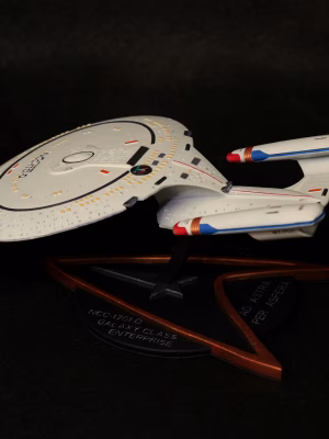 Nave Espacial USS Enterprise NCC-1701-D – Star Trek