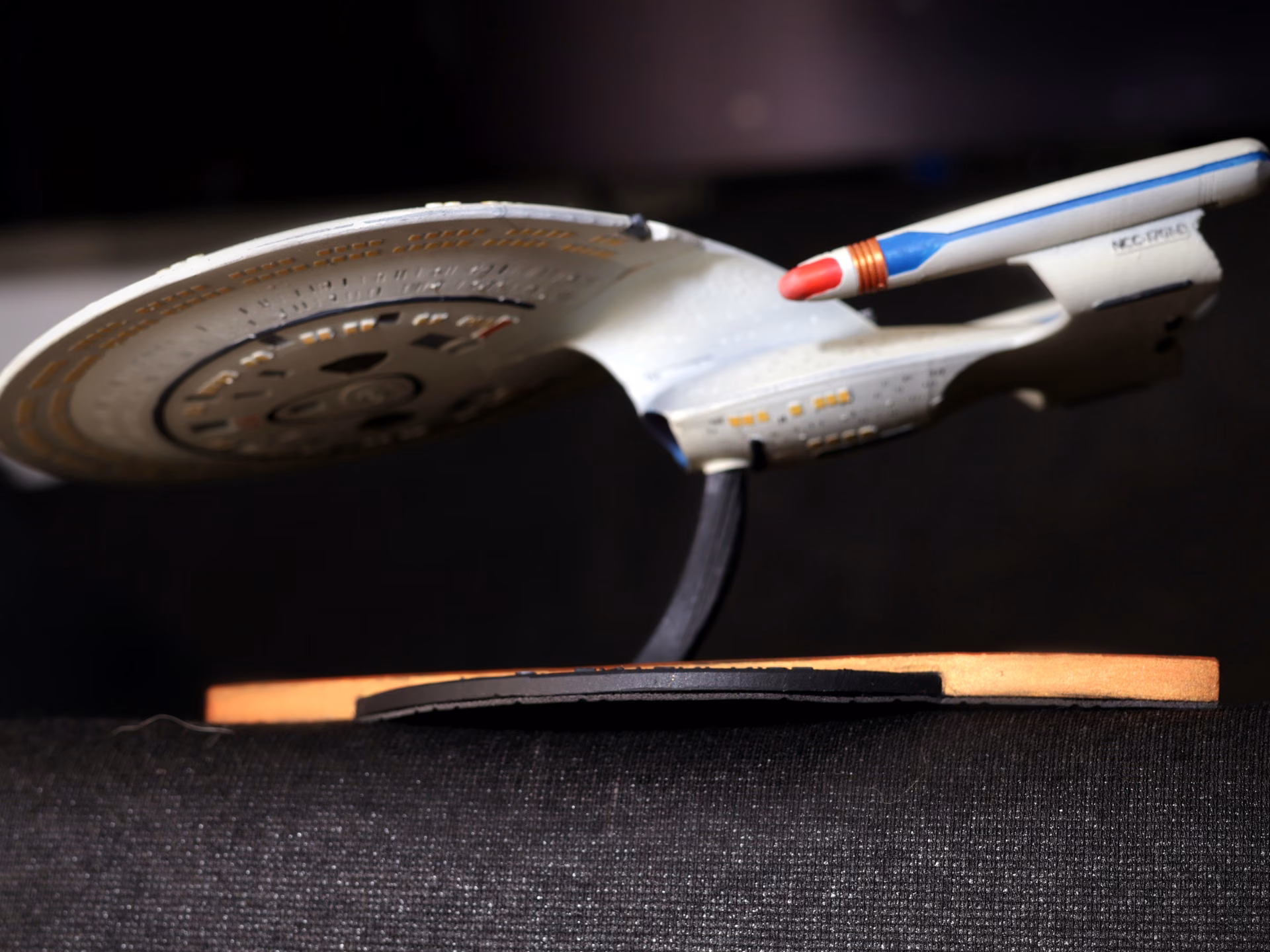 Nave Espacial USS Enterprise NCC-1701-D – Star Trek - Imagen 2